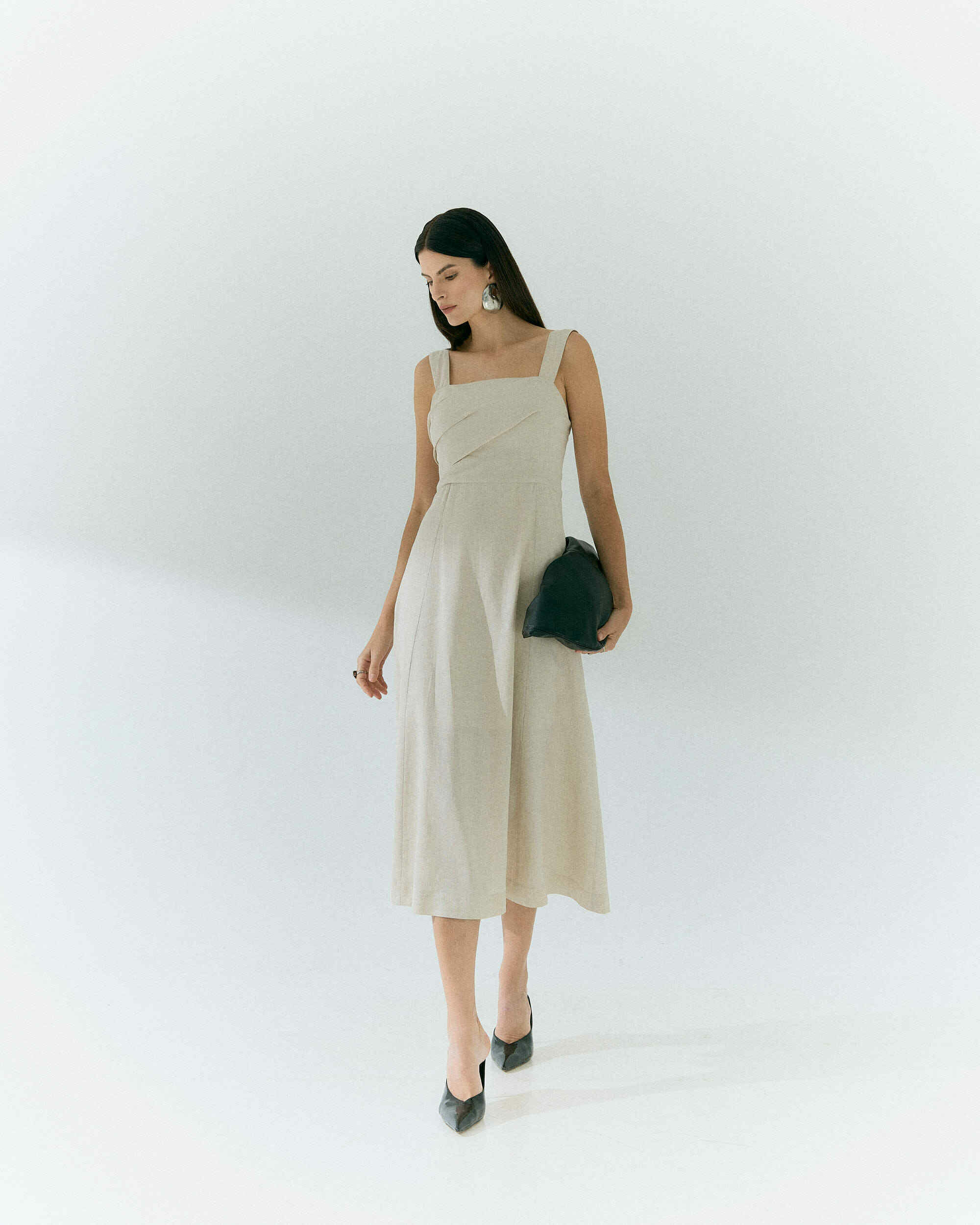 Vestido Midi Viscose Linho Saia Evasê e Pregas Assimétricas