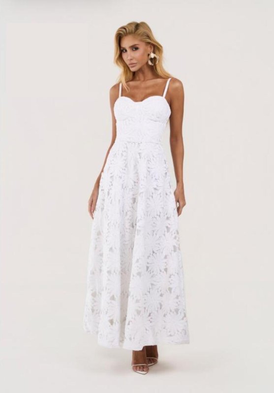Vestido Sem Alça Bordado